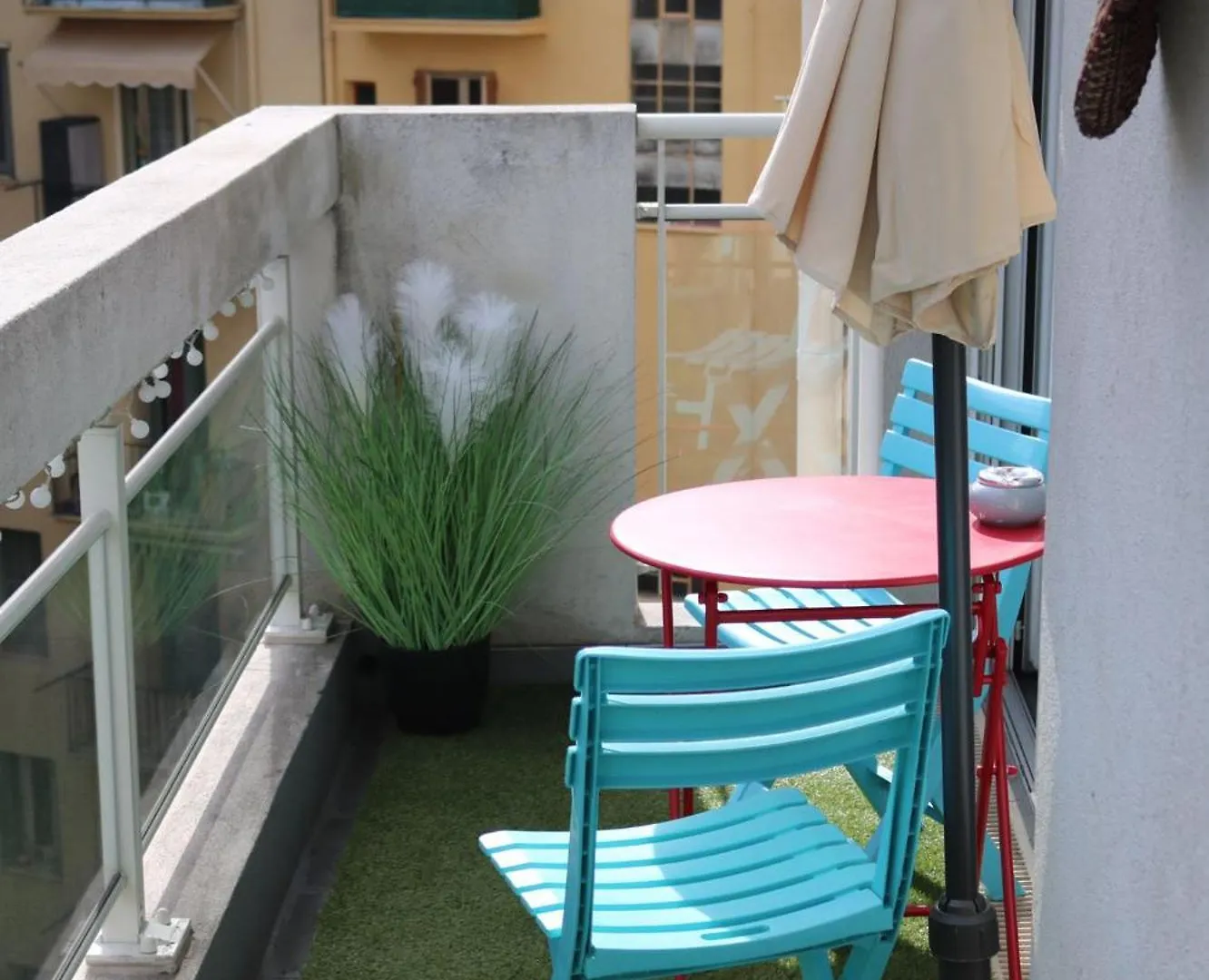 Charmant Studio Climatise Avec Terrasse Ensoleillee Nice