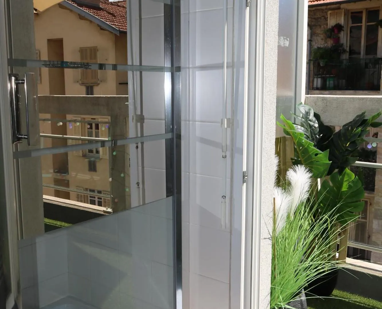 Apartmán Charmant Studio Climatise Avec Terrasse Ensoleillee Nice