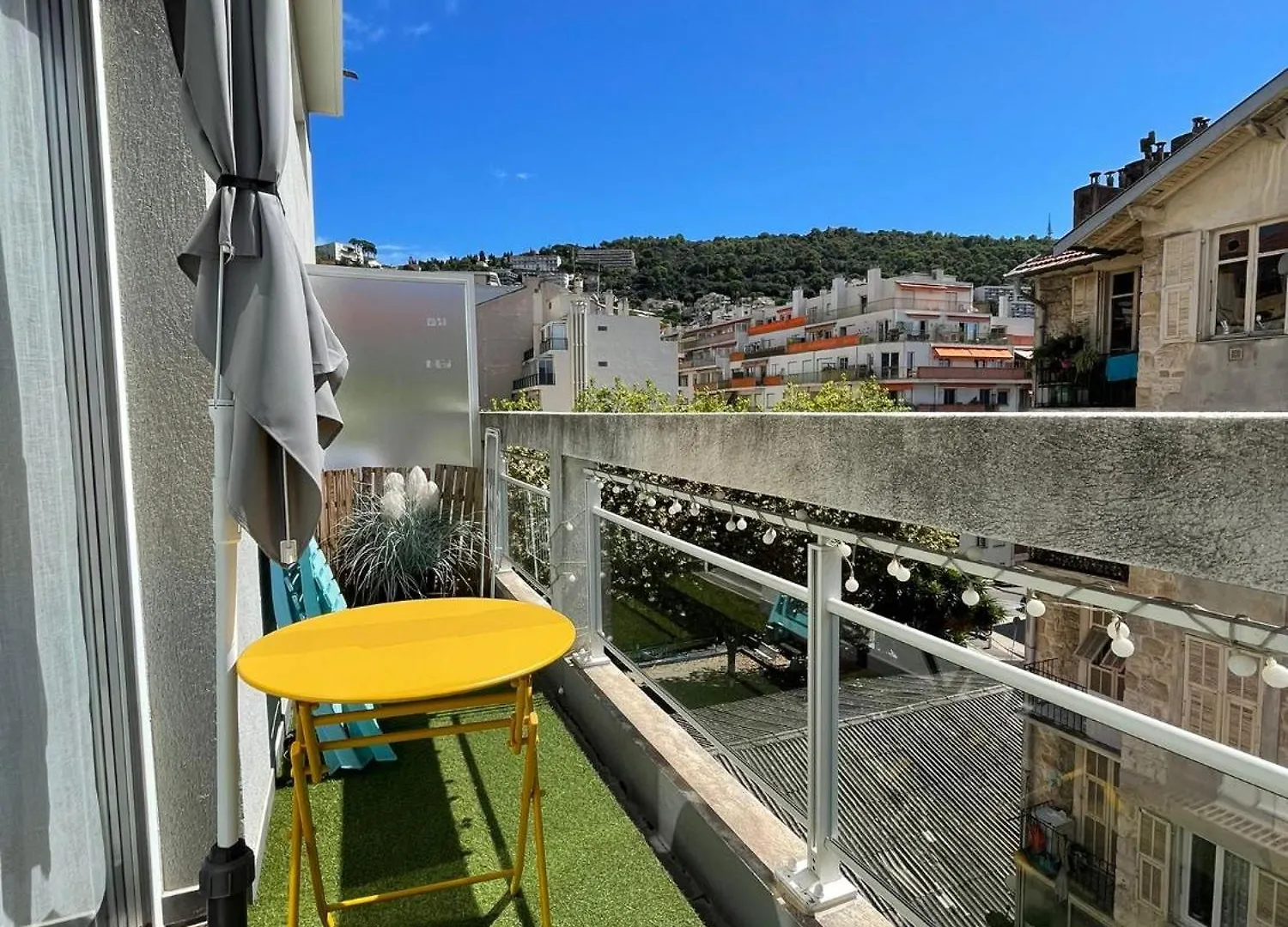 דירה ניס Charmant Studio Climatise Avec Terrasse Ensoleillee צרפת