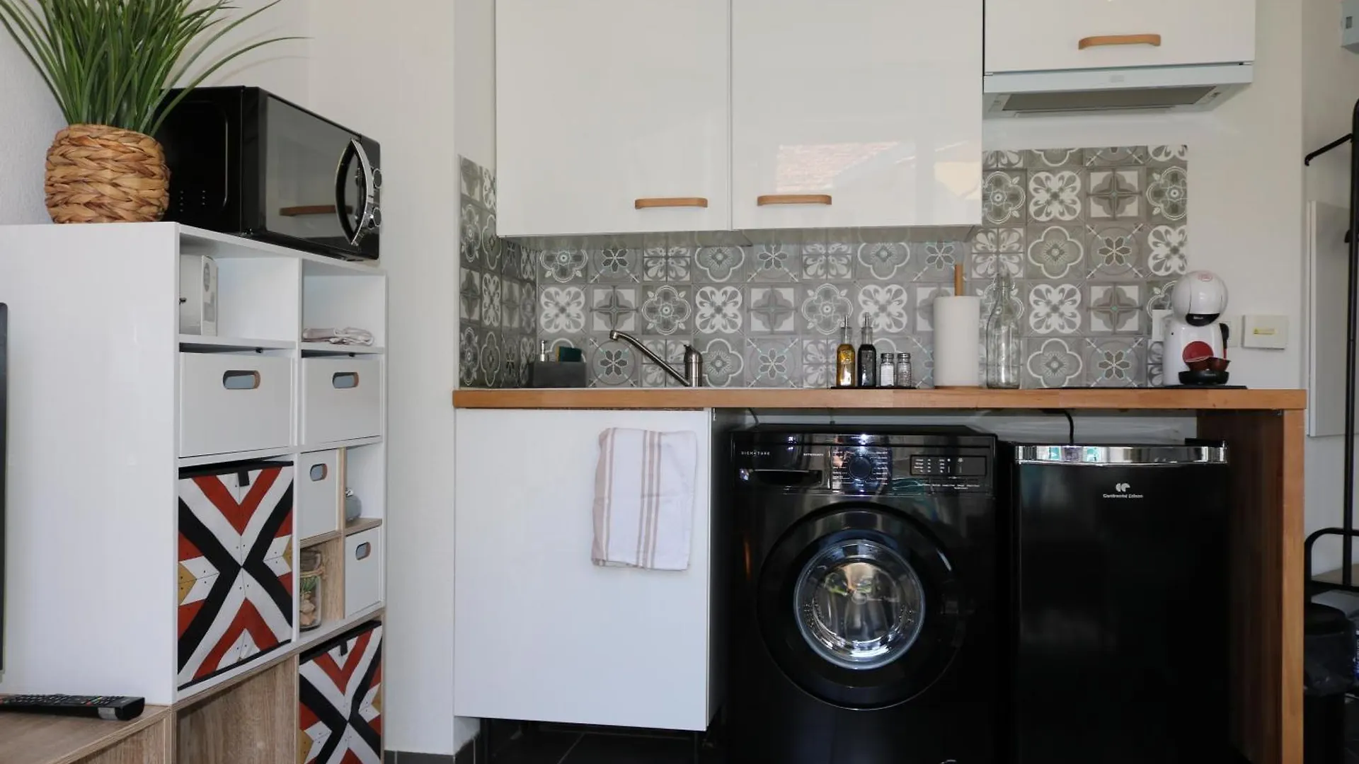 ניס Charmant Studio Climatise Avec Terrasse Ensoleillee צרפת